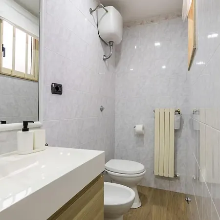 Al Duomo Apartment *